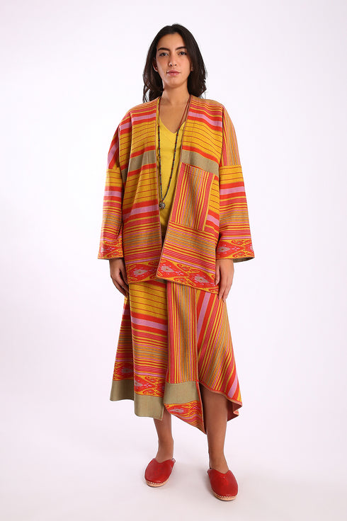 Free size jacket with one front pocket